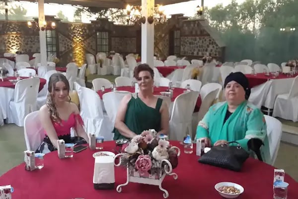Şen Kristal Düğün Salonu &amp; Şen Bahçe Kahvaltı ve Cafe - Resim 9