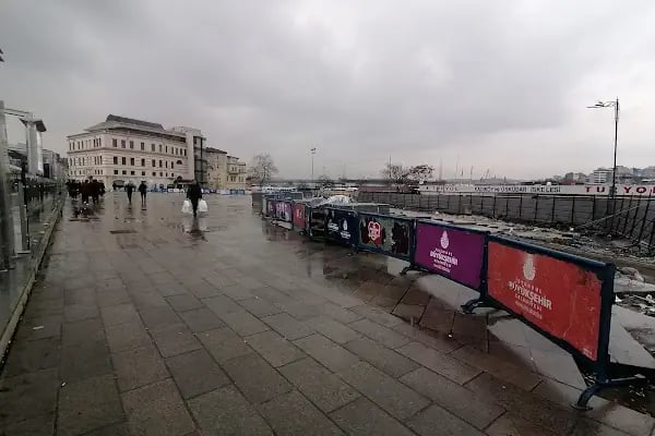 Eminönü T5 Tramvay Durağı - Resim 10