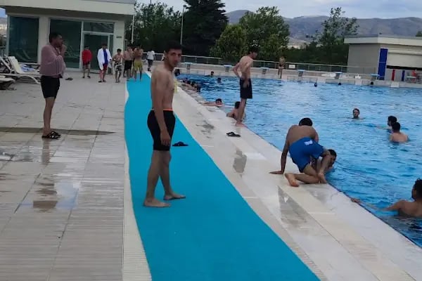 İnönü Üniversitesi Olimpik Açık Yüzme Havuzu - Resim 15
