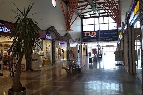 Park Bornova Outlet Center - Resim 1