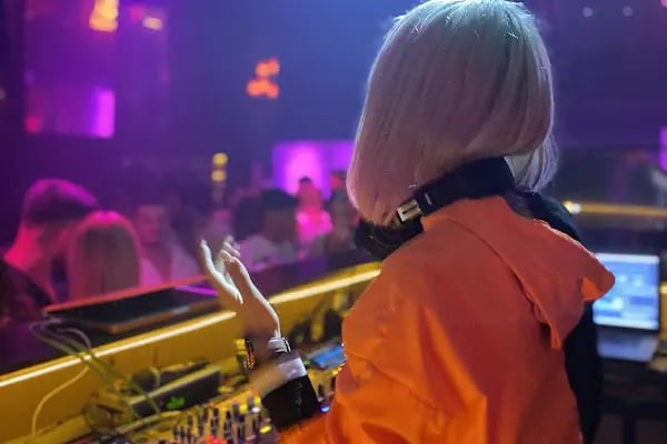 Radio X Club - Resim 4