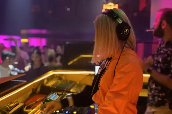 Radio X Club - Resim 2