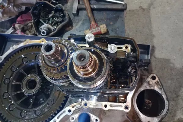 ÖZ-EL AUTO VOLKSWAGEN SKODA SEAT AUDİ PORSCHE TAMİR BAKIM SERVİSİ YEDEK PARÇA - Resim 3