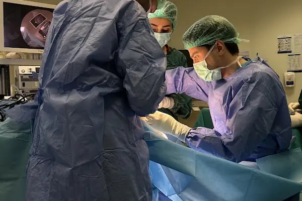 Op. Dr. Okan Tezgel - Resim 3