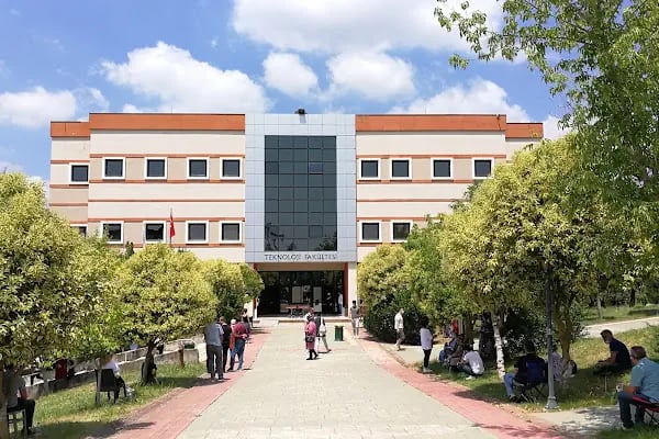 Kocaeli Üniversitesi - Resim 4