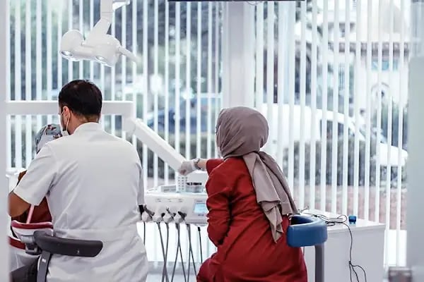 Dentform Ağiz Ve Diş Sağlığı Polikliniği - Resim 2