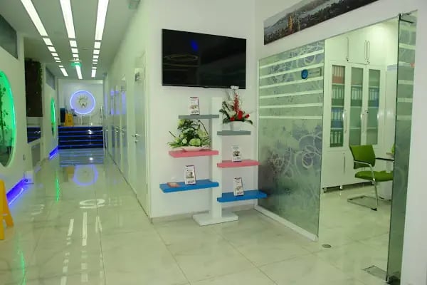 Royal Dental Diş Kliniği - Resim 9