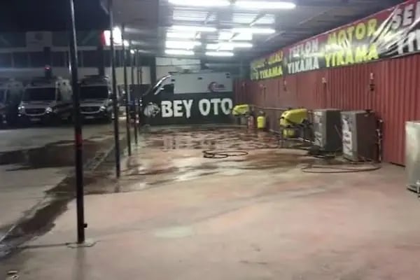 Bey Oto / Yıkama,Otopark,Galeri - Resim 13