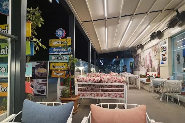 Alaçatı Muhalebicisi Balıkesir Avlu AVM - Resim 4