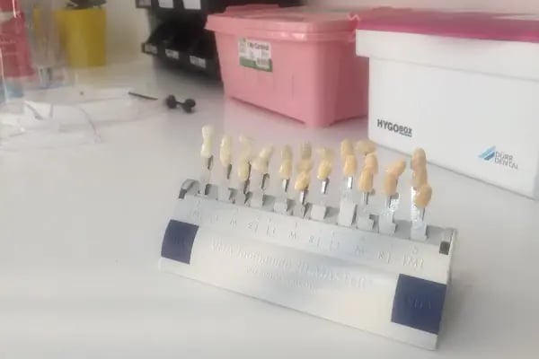Dentplant Ağız Ve Diş Sağlığı Polikliniği - Emre YANARAL - Resim 5