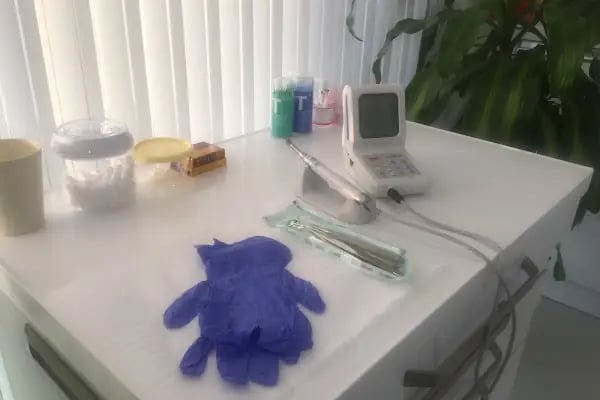 Dentplant Ağız Ve Diş Sağlığı Polikliniği - Emre YANARAL - Resim 19