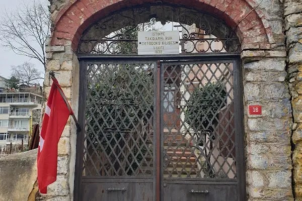 İstinye Taksiarhi Rum Ortodoks Kilisesi Vakfı - Resim 1