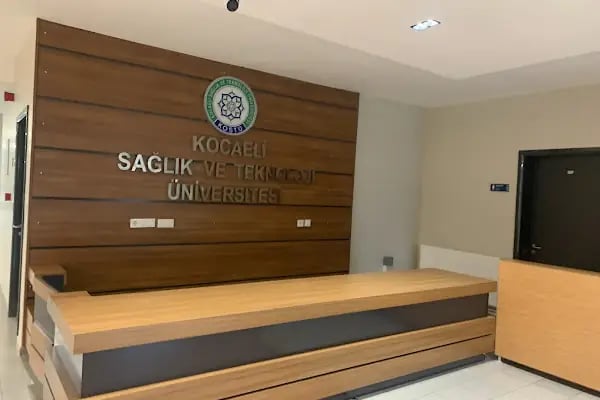 Kocaeli Sağlık ve Teknoloji Üniversitesi - Resim 20