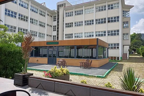Kocaeli Sağlık ve Teknoloji Üniversitesi - Resim 4