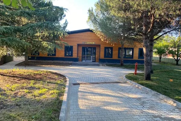 Kocaeli Sağlık ve Teknoloji Üniversitesi - Resim 10