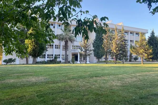 Kocaeli Sağlık ve Teknoloji Üniversitesi - Resim 2