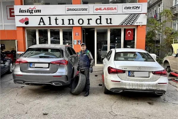 Altınordu Oto Lastik, Tamir, Jant ve Akü - Resim 17