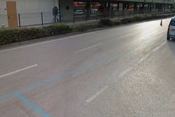 Mavi Bulvar Metro İstasyon Durak - Resim 3