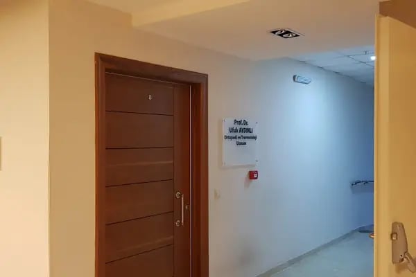 Prof. Dr. Ufuk Aydınlı Bursa Muayenehane - Resim 19