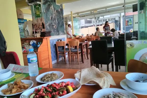 Captain's Lounge Cafe &amp; Nargile - Resim 15