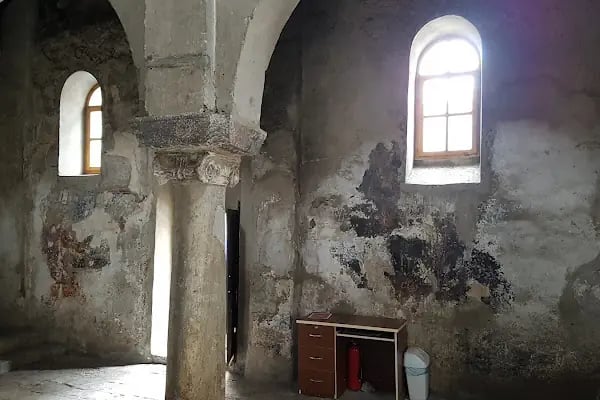 Küçükayvaz Kilisesi - Resim 6