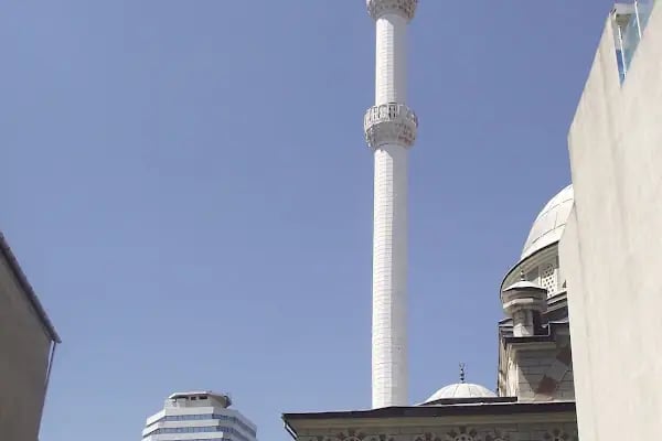 T.C. ATAŞEHİR MÜFTÜLÜĞÜ ŞEHİTLER CAMİİ - Resim 19