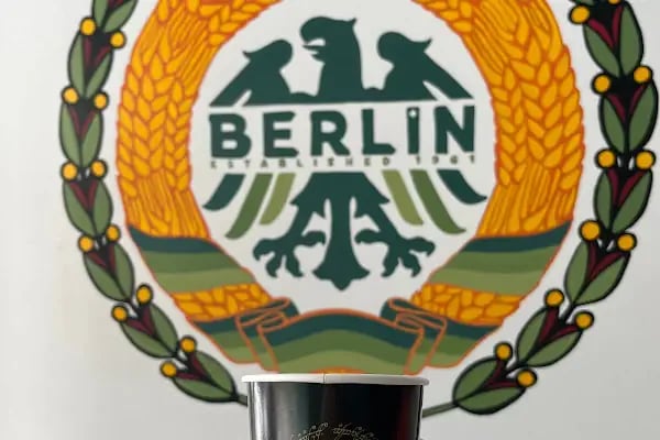 Berlin Coffee Shop Bornova - Resim 7
