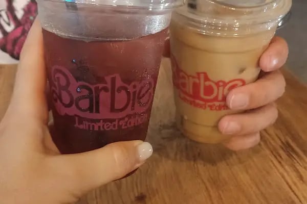 Berlin Coffee Shop Bornova - Resim 5