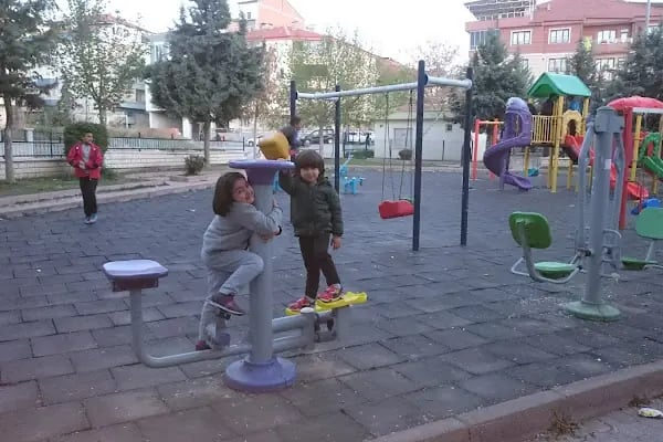Şht. Alptunga Ulutaş Parkı - Resim 2