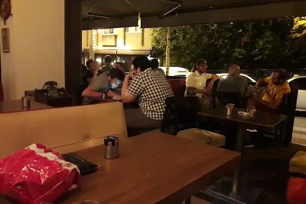 Hunters Cafe Hookah - Resim 8