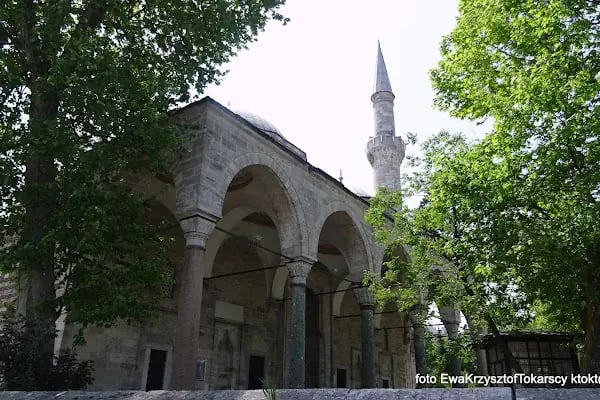 Oğlanlar Türbesi - Resim 13
