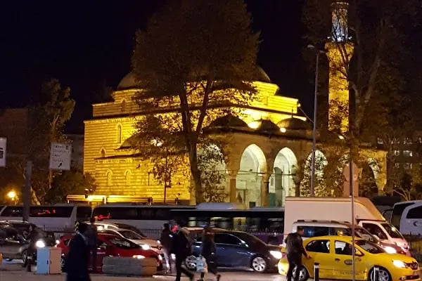 Oğlanlar Türbesi - Resim 5