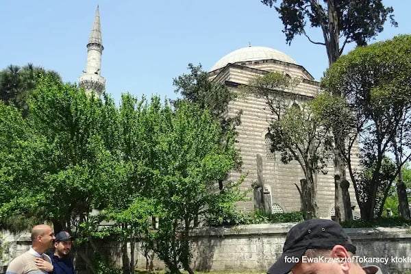 Oğlanlar Türbesi - Resim 12