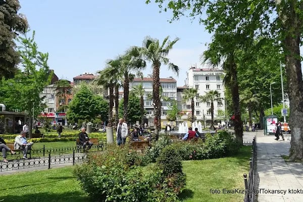Oğlanlar Türbesi - Resim 11