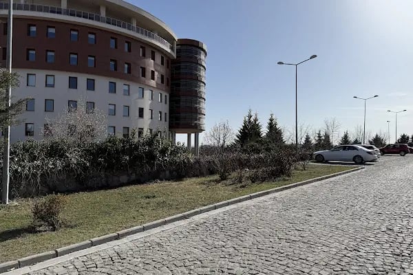 Ufuk Üniversitesi - Resim 2
