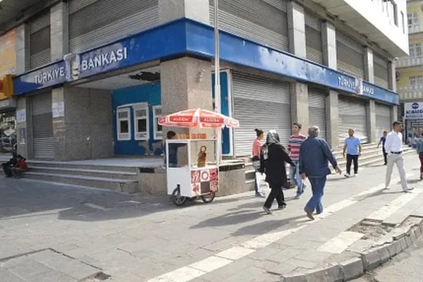 Türkiye İş Bankası Gürsu/Bursa Şubesi - Resim 5