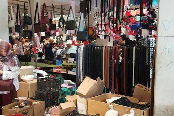 Karşıyaka Çok Katlı Pazar Yeri - Resim 16