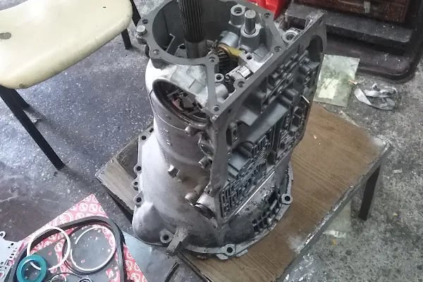 Ankara acil oto tamirci yol yardım - DİBEKLER OTO - Resim 1
