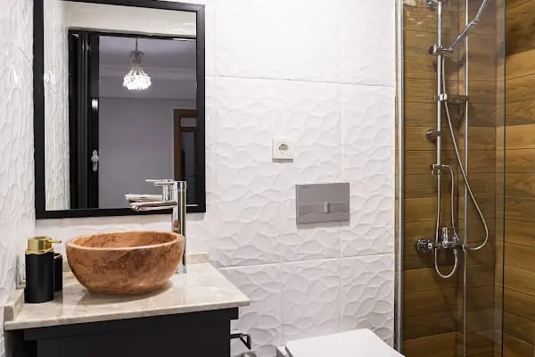 8 Rooms House - Resim 3
