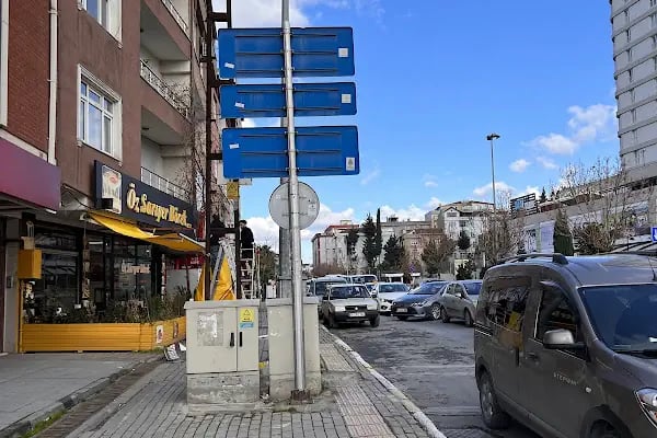 Albaraka Türk Güneşli Şubesi - Resim 14