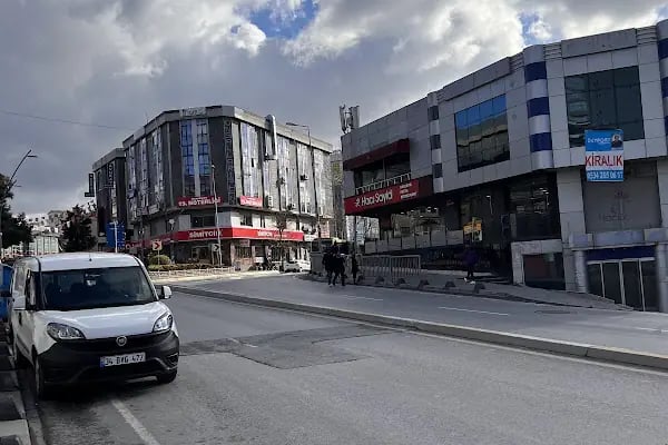 Albaraka Türk Güneşli Şubesi - Resim 11