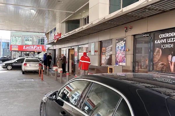 Albaraka Türk Güneşli Şubesi - Resim 16