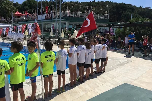 Yakacık Yüzme Havuzu Kartal - Ata Yüzme Kursu - Resim 13