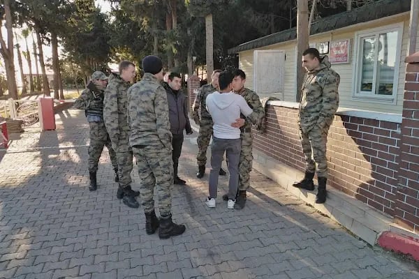 ANaMuR TaKSi POS Takside POS -DeVLET HaSTaNeSi TaKSİ ÖzGüR - ANaMuR TaKSi DuRaĞı -Araç 7 kişilik - 7/24 TAKsi- - Resim 18