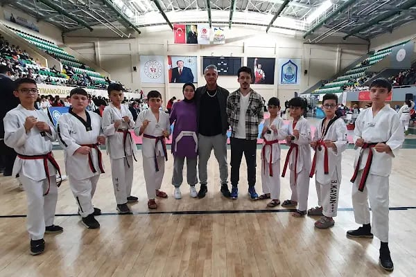 Şampiyon Yıldızlar Spor Kulübü - Resim 16