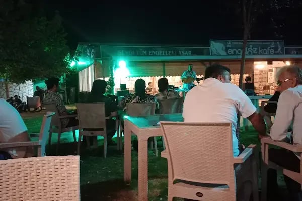 Engelsiz Cafe Park - Resim 8