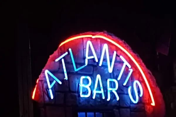 ATLANTİS BAR - Resim 18