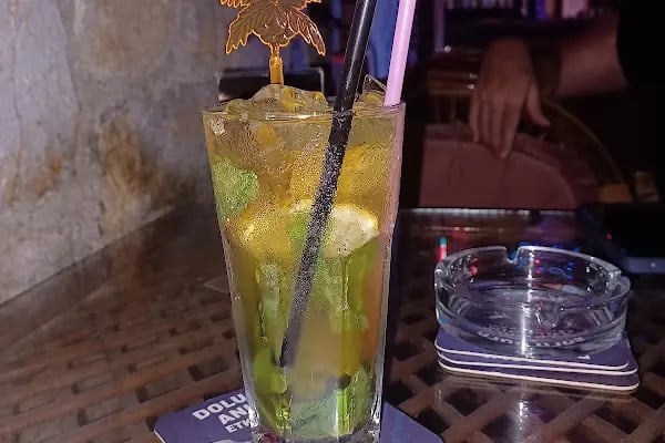 ATLANTİS BAR - Resim 4