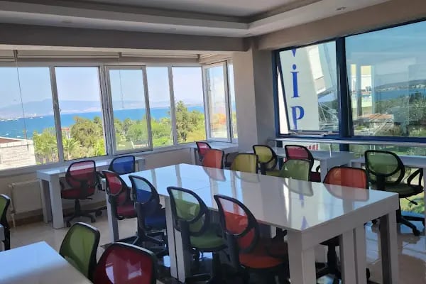 Aliağa Vip Eğitim Kurumu - Resim 14