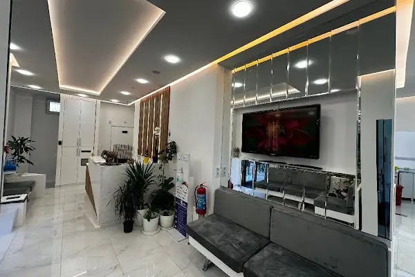 7Dent Ataşehir Ağız ve Diş Sağlığı Polikliniği - Resim 2